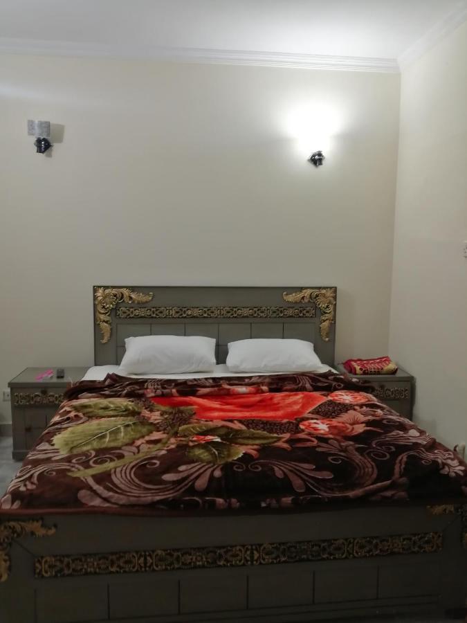 Star Hotel Lahore Eksteriør billede